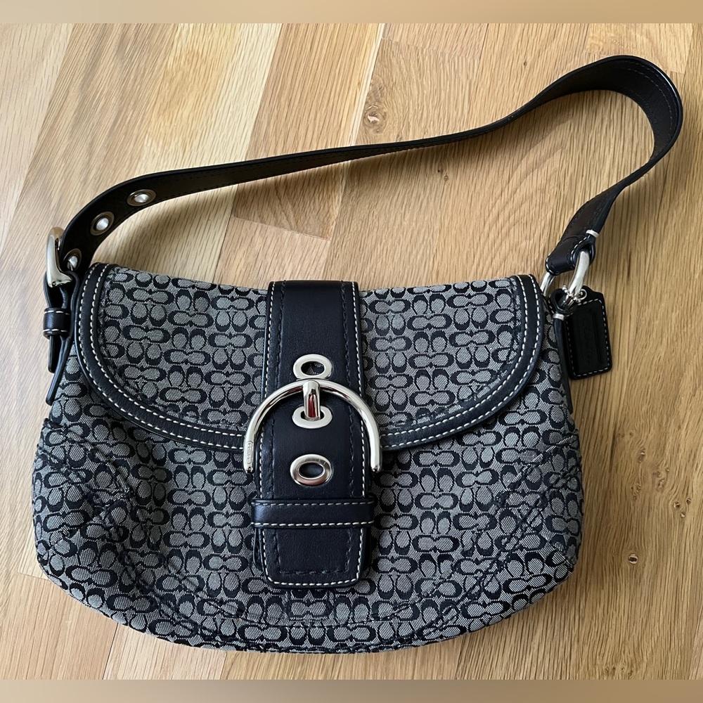Coach shoulder bag